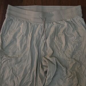 The North Face women tan 2x pants